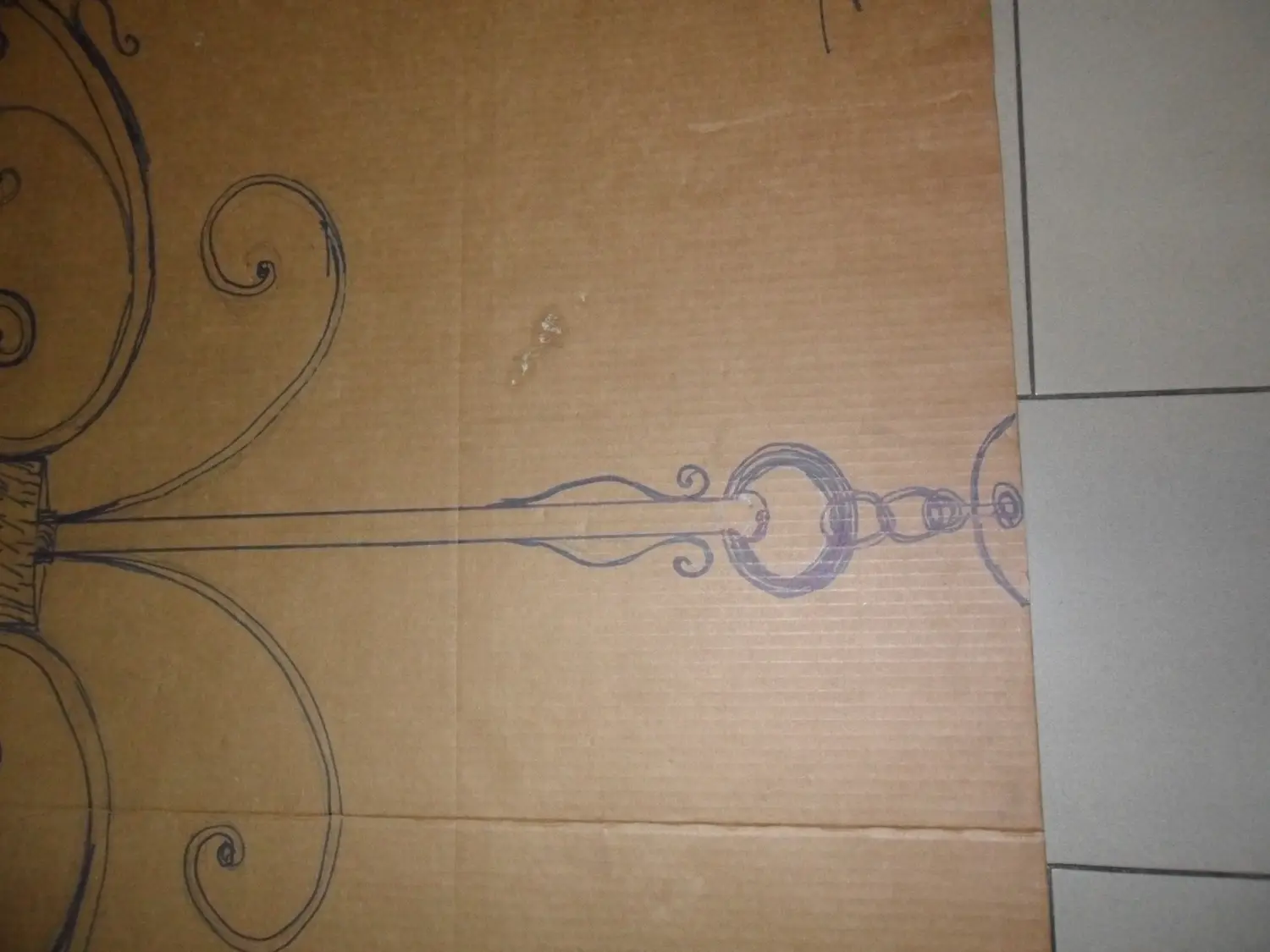 Disegno di un motivo in ferro battuto (foto 107)