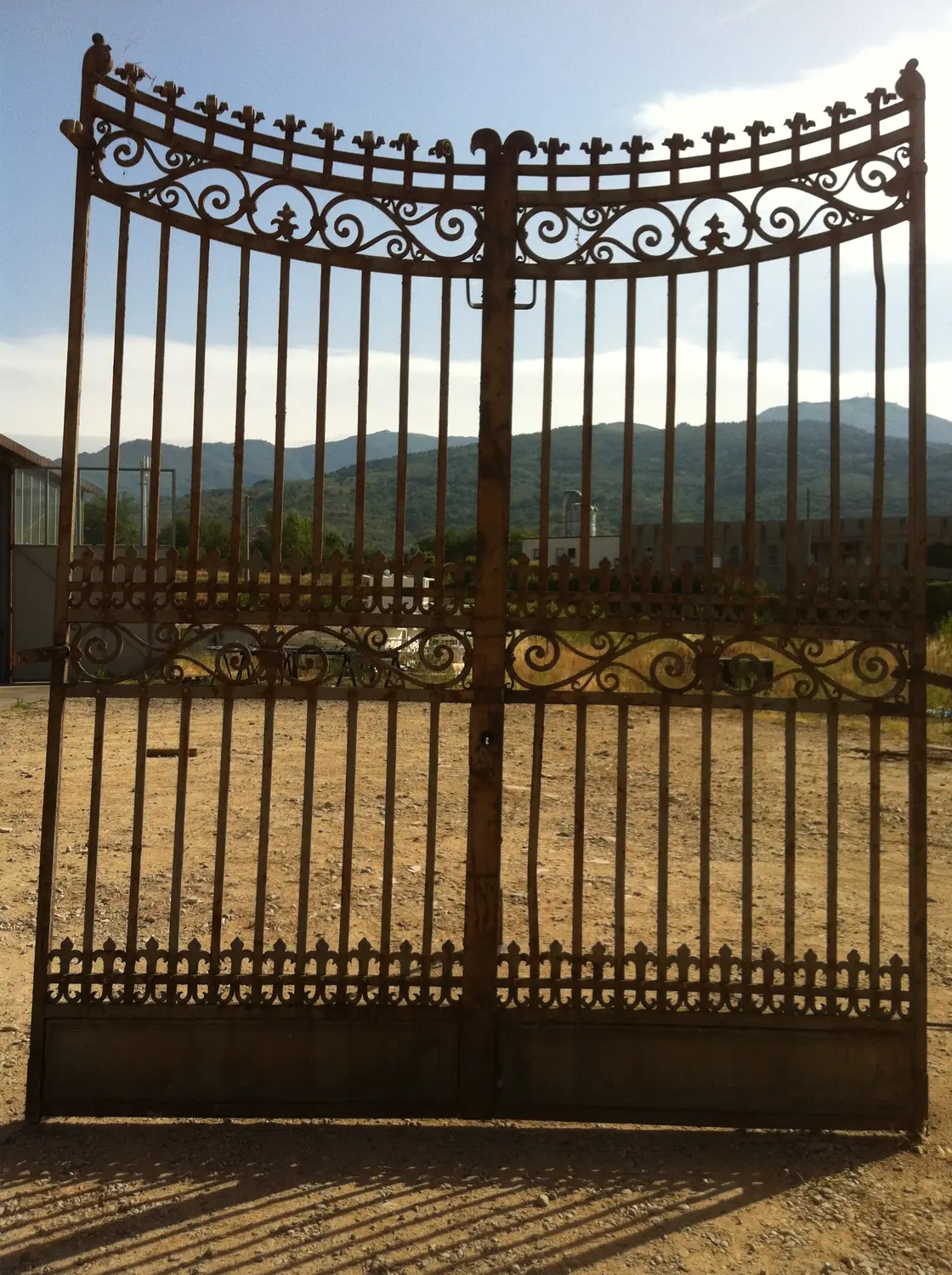 Cancello in ferro realizzato da Alamanni Fabbro (foto 17)